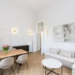 Mellini View By In شقة *