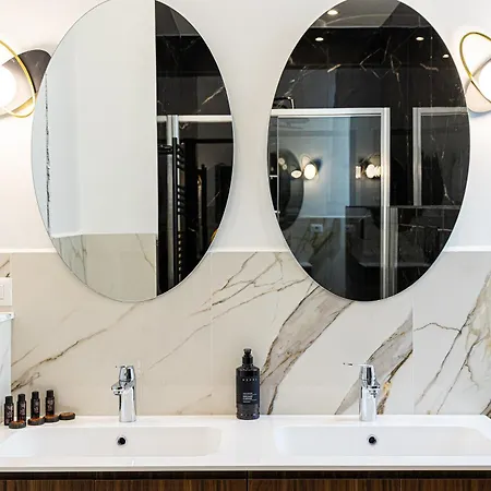 Mellini View By In * Roma