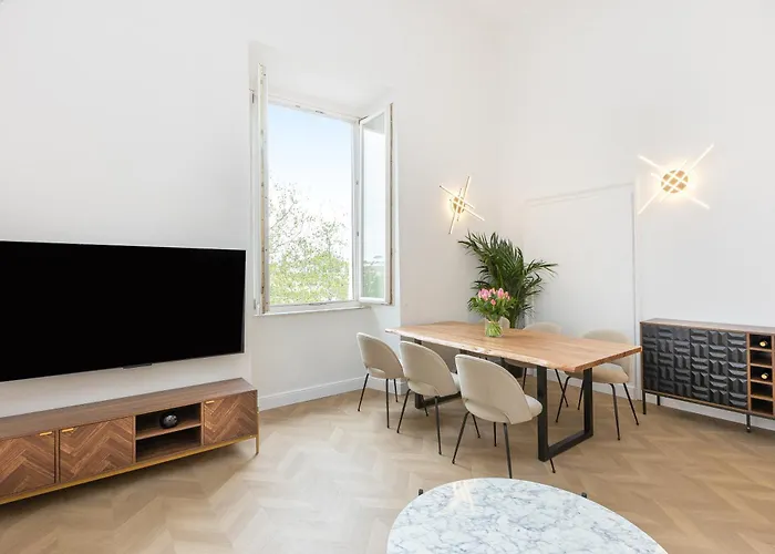 Mellini View By In Apartamento Roma